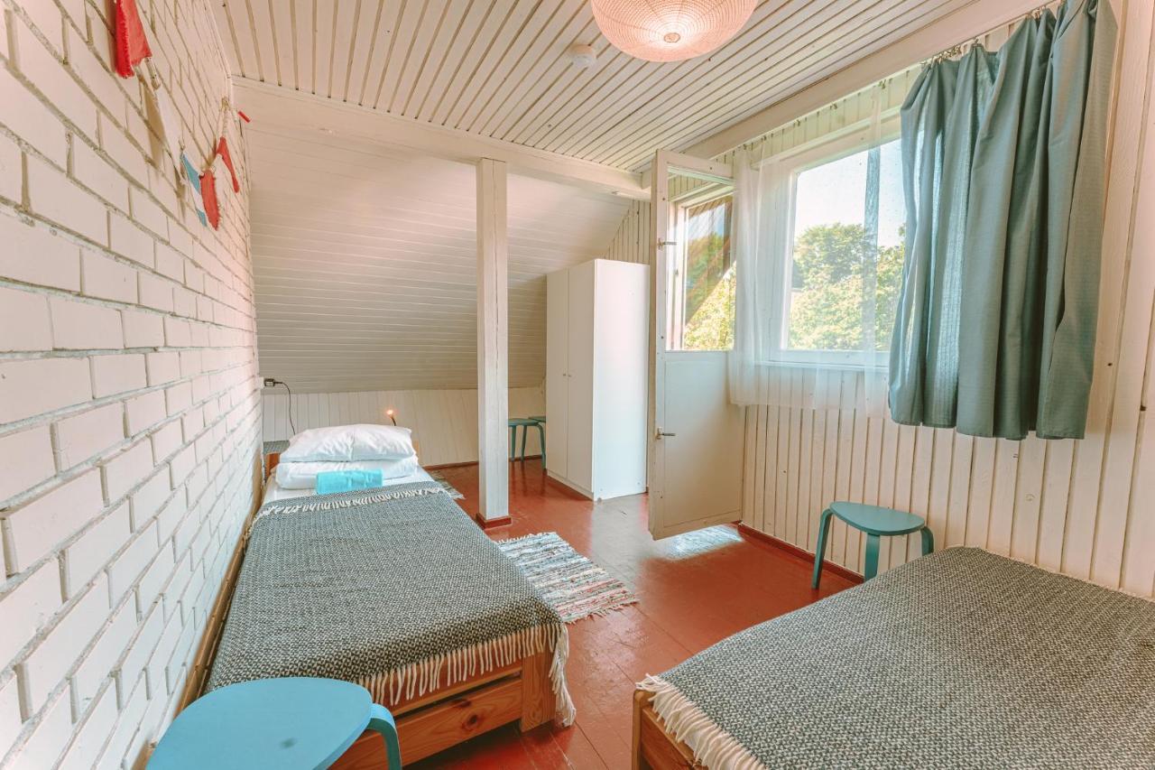 Guboja Hotel Nida Ngoại thất bức ảnh