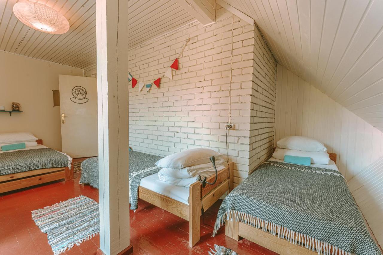 Guboja Hotel Nida Ngoại thất bức ảnh